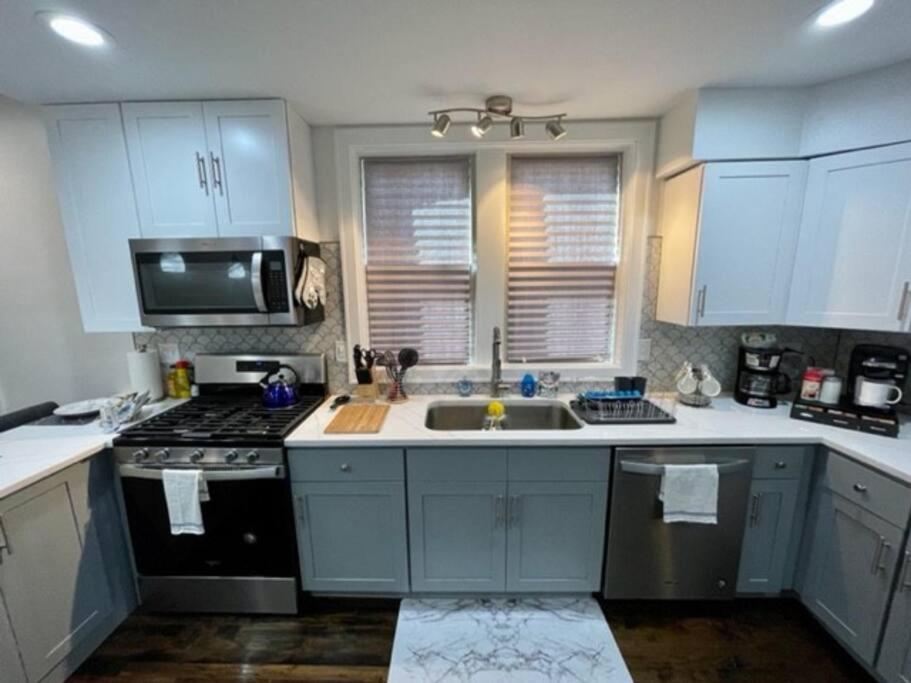 The Blue Golden Luxury Modern 3- Bedroom Apartment In 시카고 외부 사진