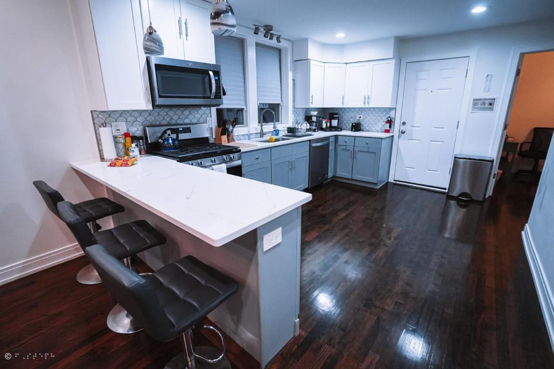 The Blue Golden Luxury Modern 3- Bedroom Apartment In 시카고 외부 사진
