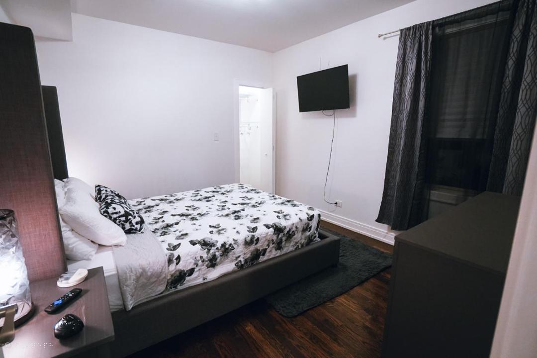 The Blue Golden Luxury Modern 3- Bedroom Apartment In 시카고 외부 사진